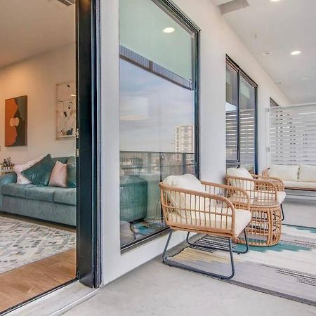 Stylish Downtown Condo W/ Pool & Parking Nashville Buitenkant foto